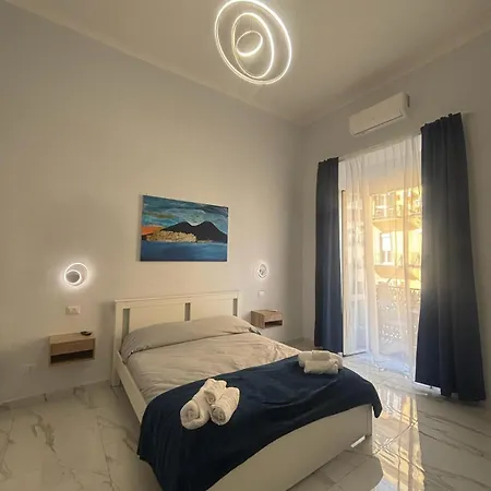Parva Domus 163 Apartament Neapol